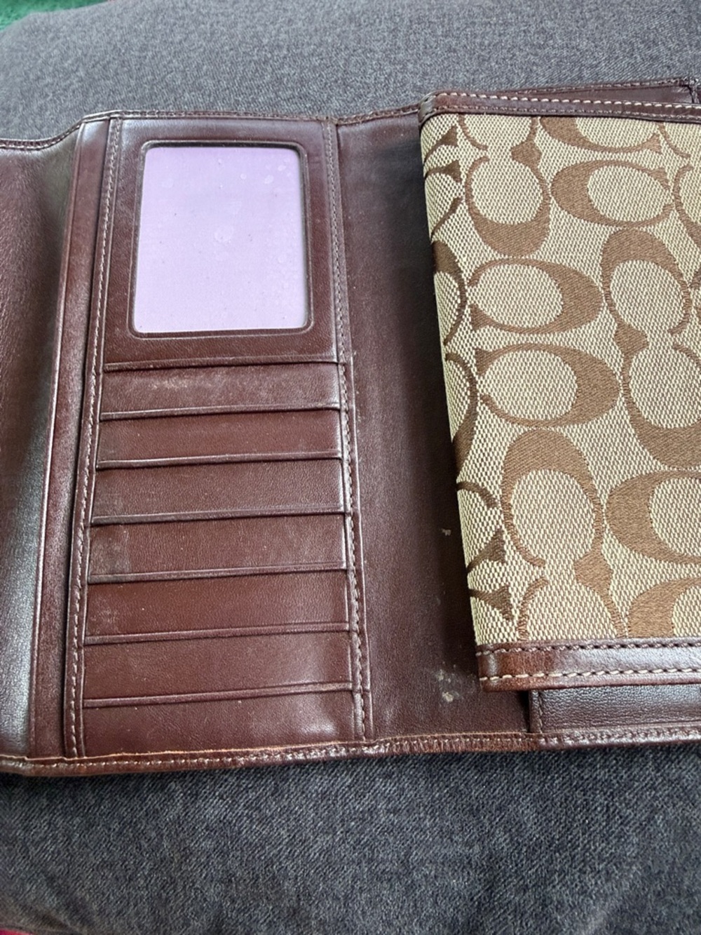 COACH Signature Checkbook Trifold Clutch Wallet With Jacquard Fabric & Leather - Picture 5 of 11